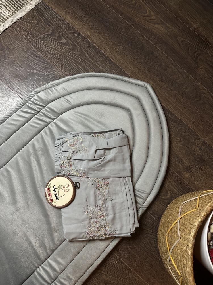 Prayer set + prayer rug with a cloth cover (tie)