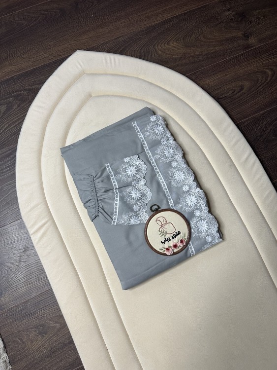 Prayer set + prayer rug with a cloth cover (tie)