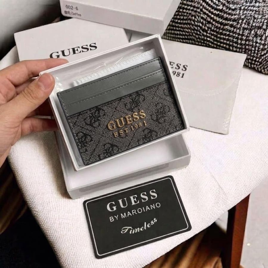 محفظة  GUESS مع ملحقات