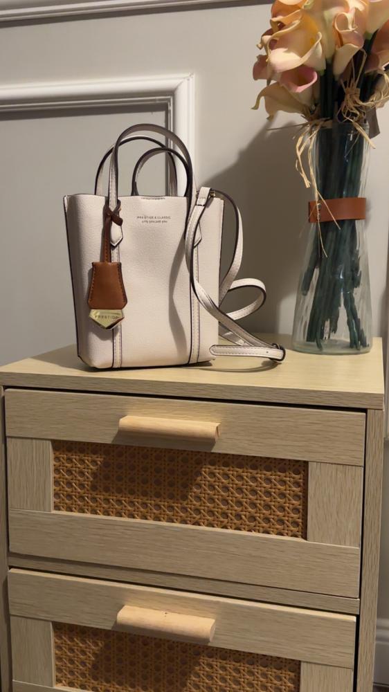 Original luxurious bag discounted