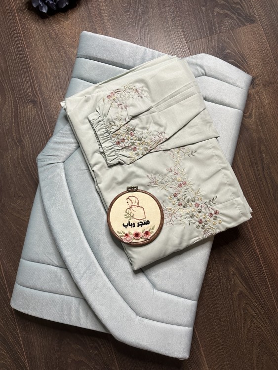 طقم صلاة + سجاد مع شرشف  مرد ( ربطة)