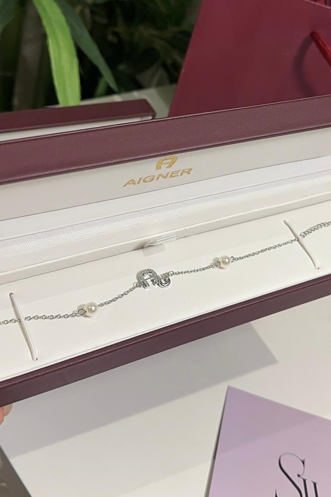 Aqnar pearl bracelet