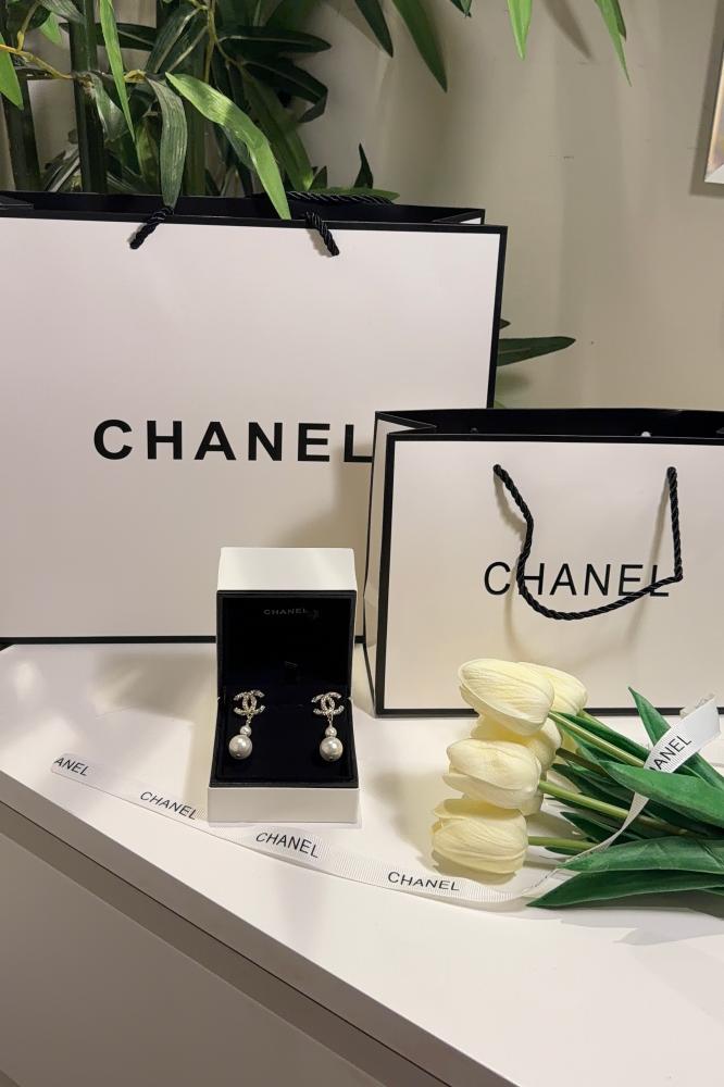 Chanel pearl master ring