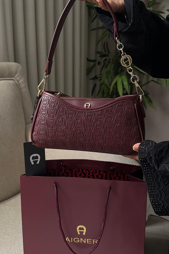 AIGNER - leather