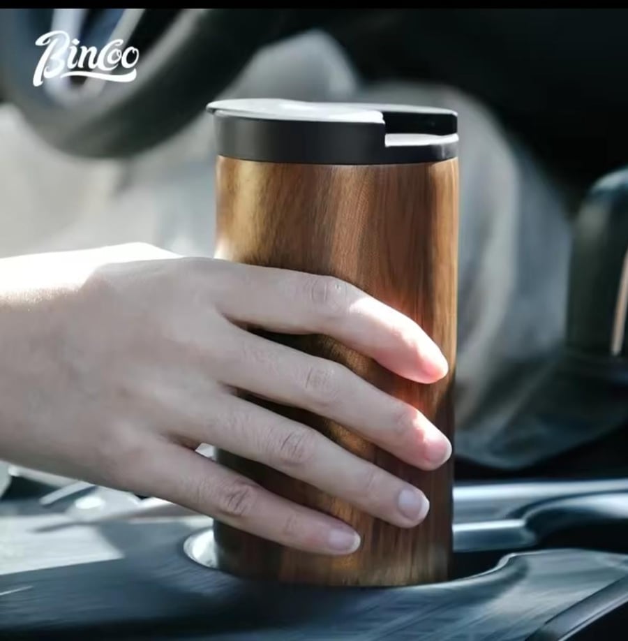 كوب بغطاء بتصميم خشبي من Binco