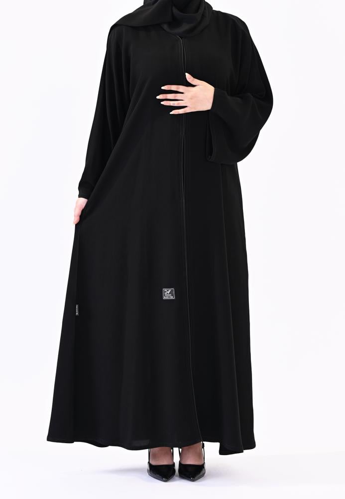 عباية كلاسيكية بقماش ناعم