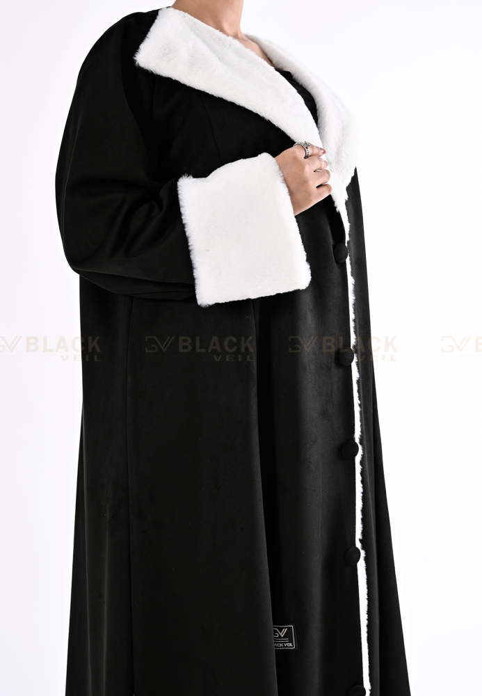 تفاصيل العبايه من الامام