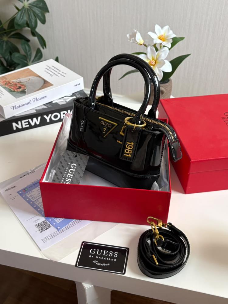 شنطة يد صغيرة جيس لامعة بمقبضين – 9 ألوان