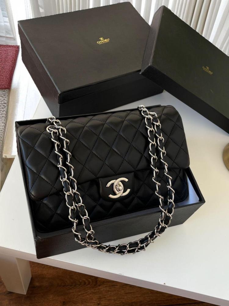 Chanel bag available with all accessories