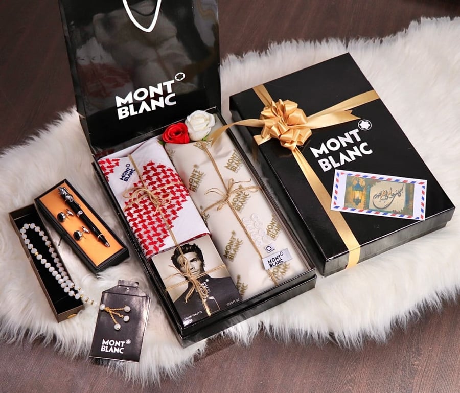 Mont Black set