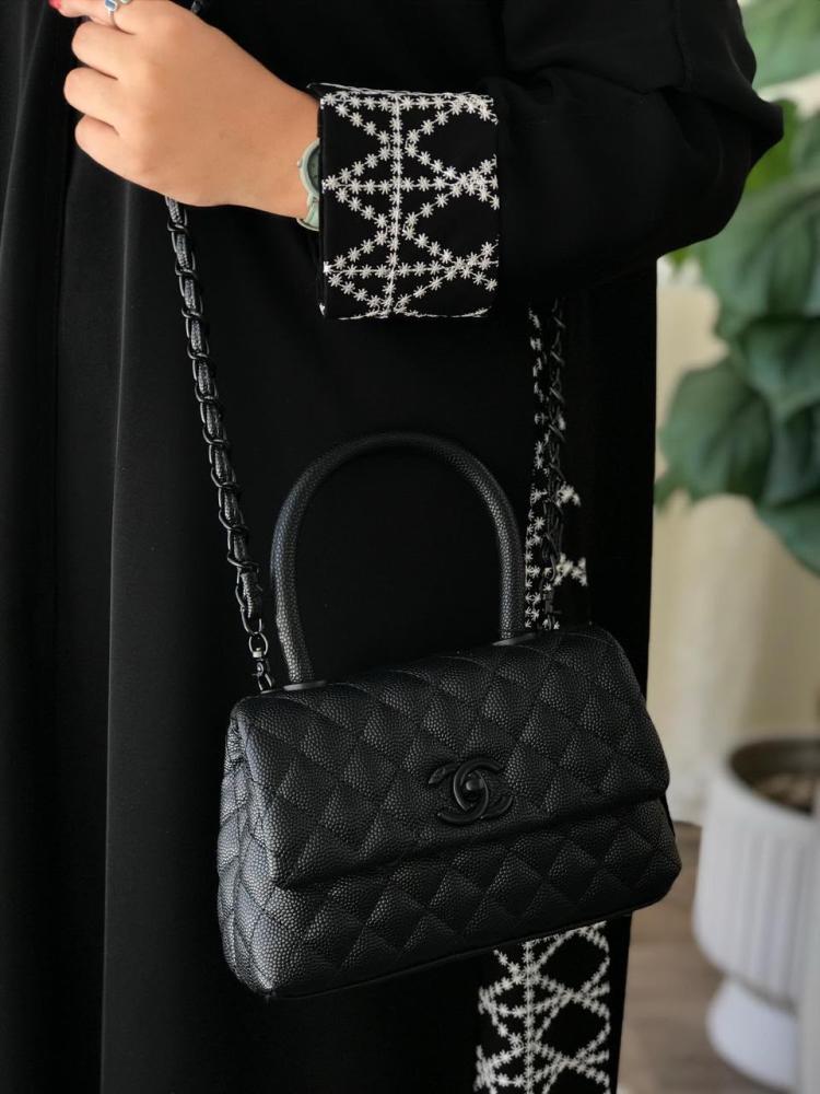 شنطة يد نسائية شانيل مبطّنة بمقبض علوي وسلسلة – 5 ألوان