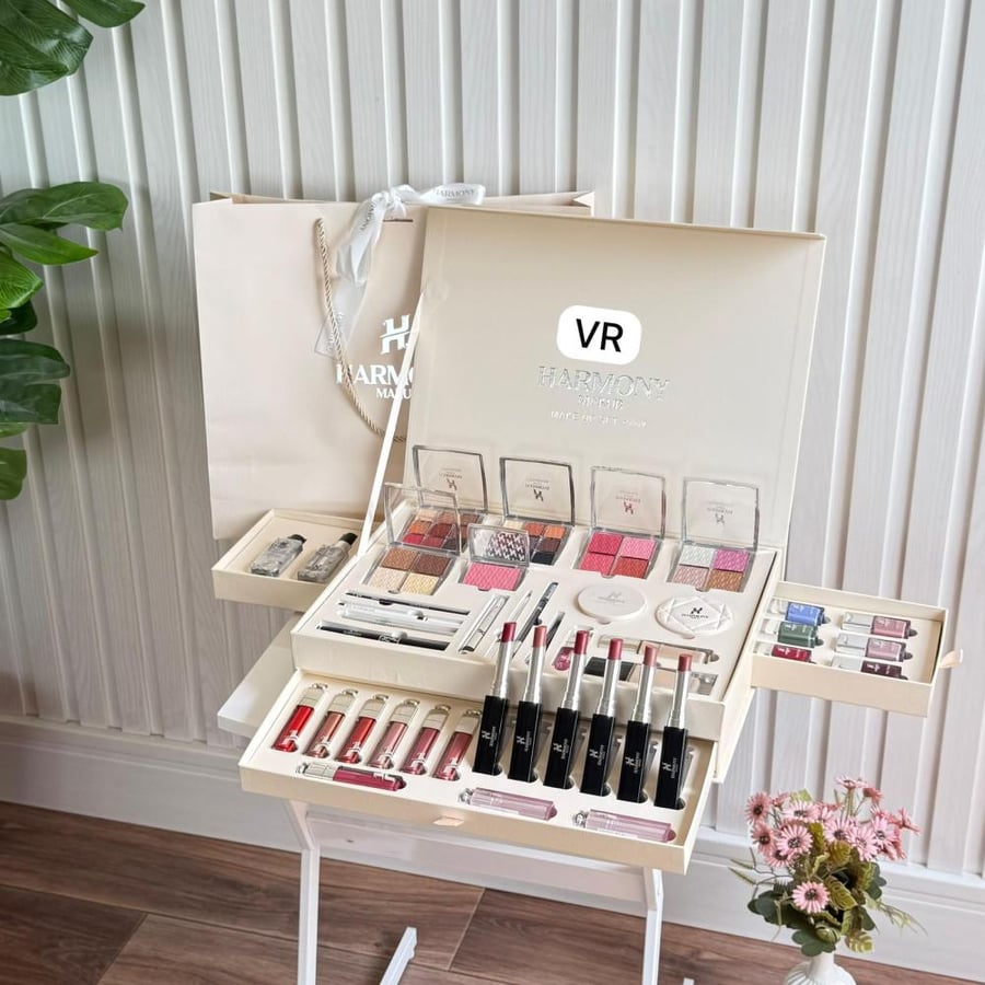 Harmony Beauty Box