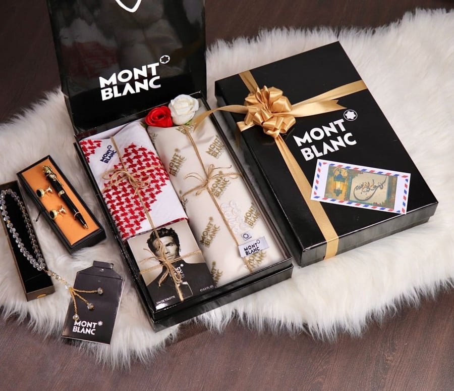 Mont Black set