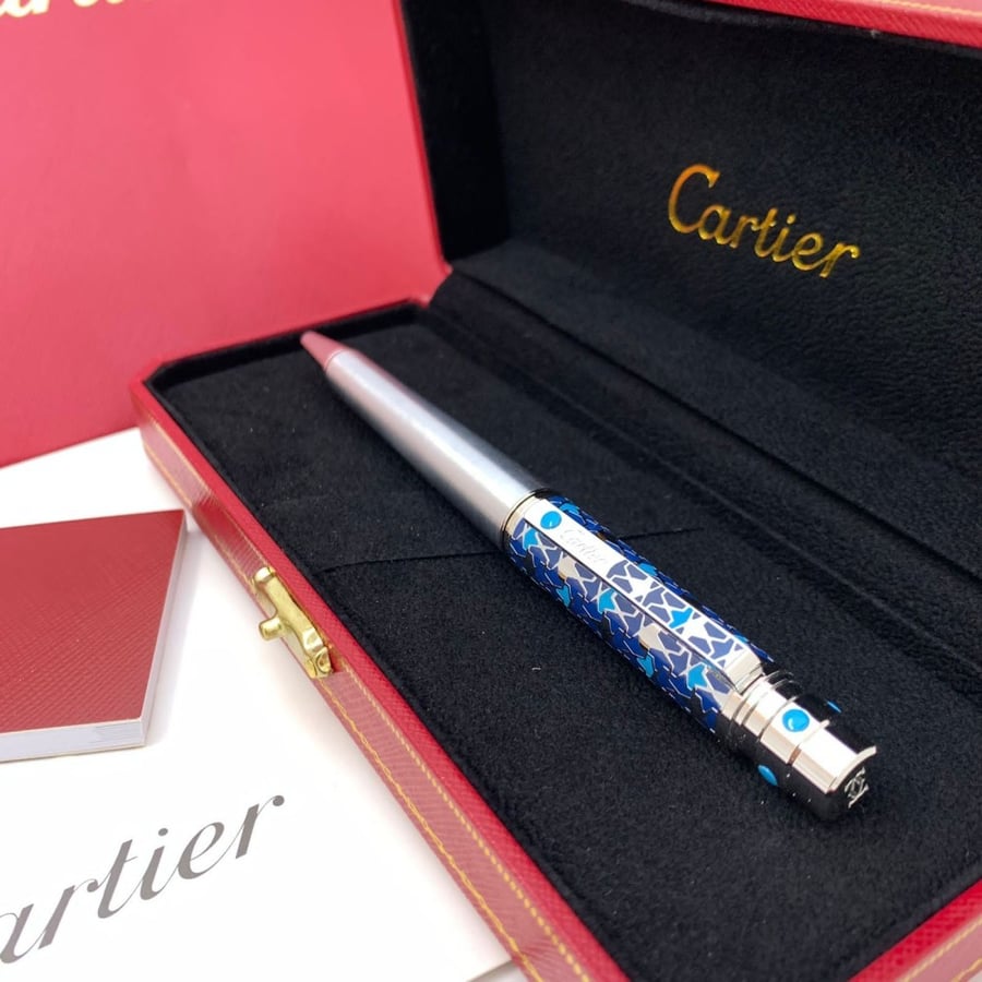 Liquid and dry ink pen (Ballpoint) from the "Santos de Cartier" collection