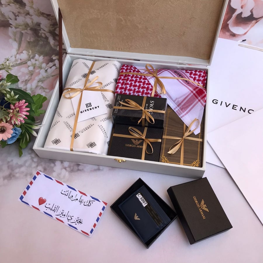 Eid gift sets *Men's set from Givenchy