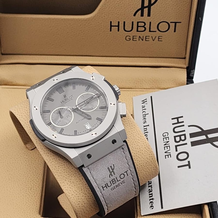 Men's Hublot watches with all accessories