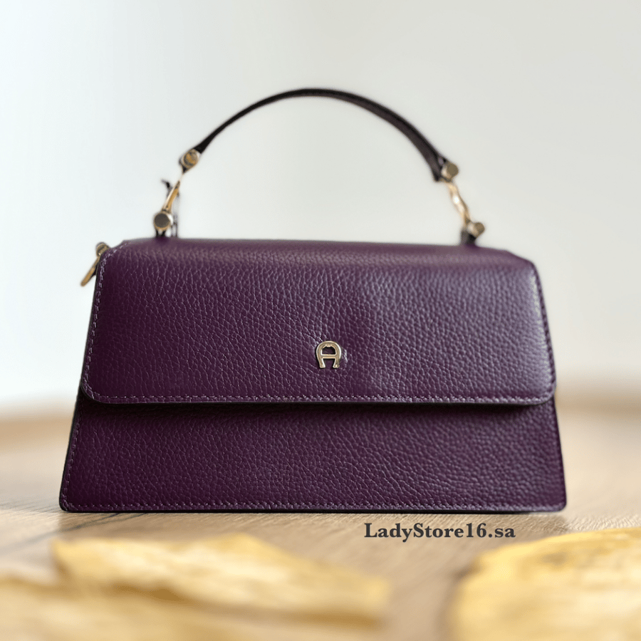 Aigner delia purple
