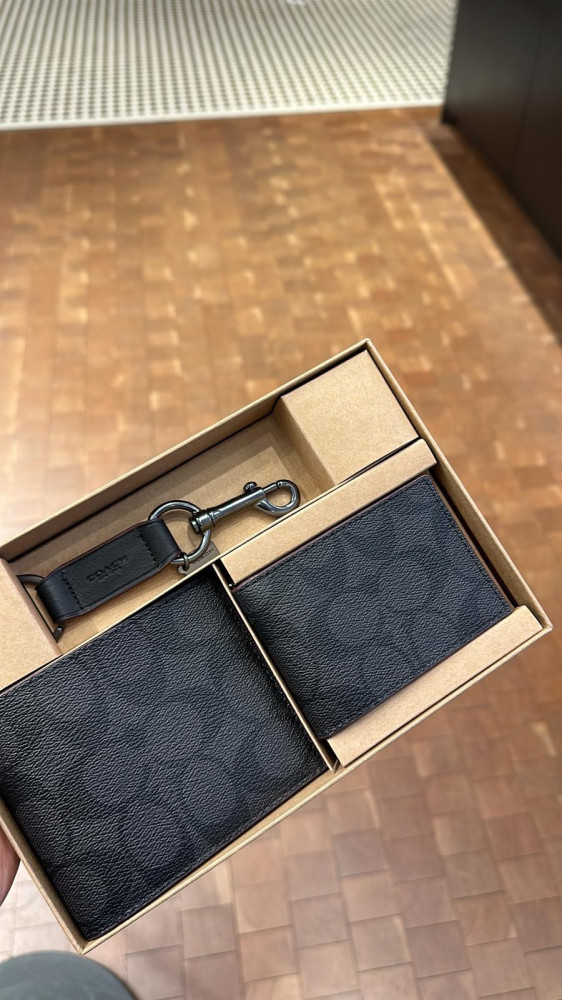 Coach 3 in 1 Gift box