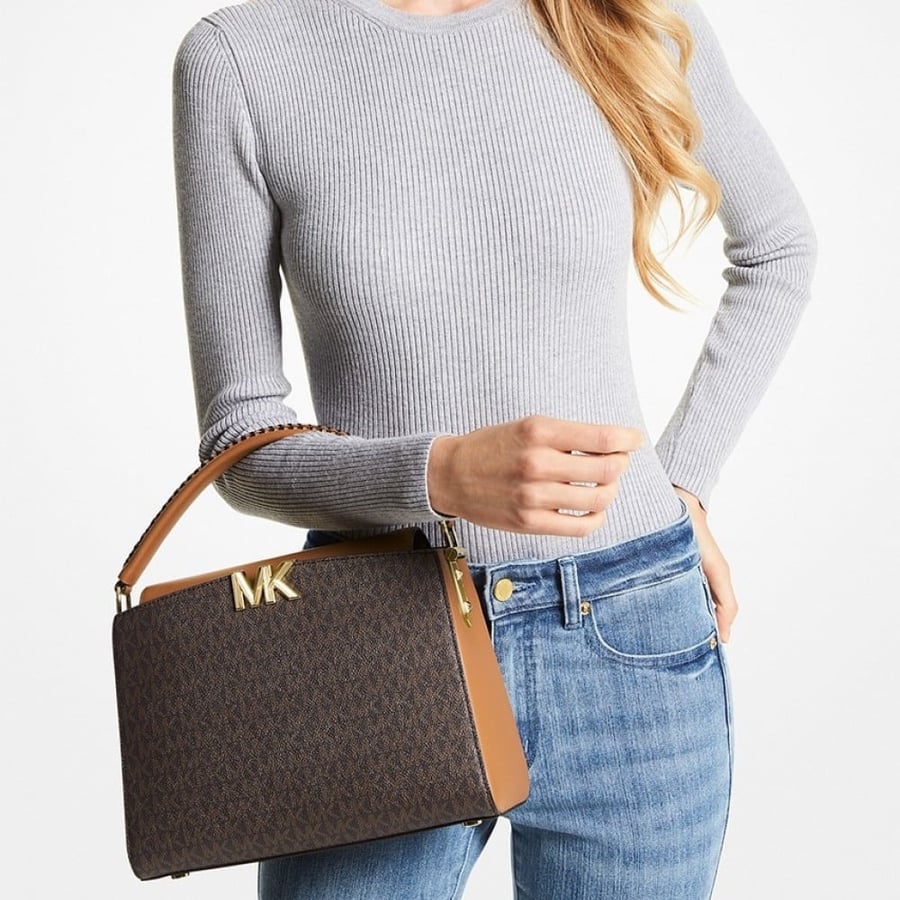 Michael Kors Karlie Medium Logo brown
