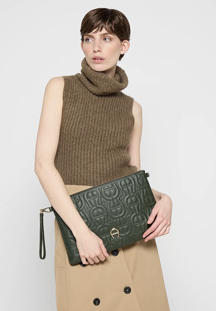 Aigner Diadora Clutch green