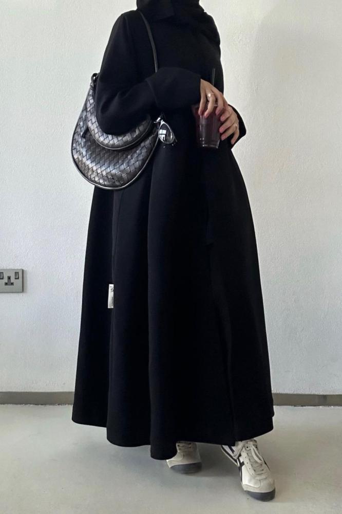 The fabric is crepe Cuba + headscarf