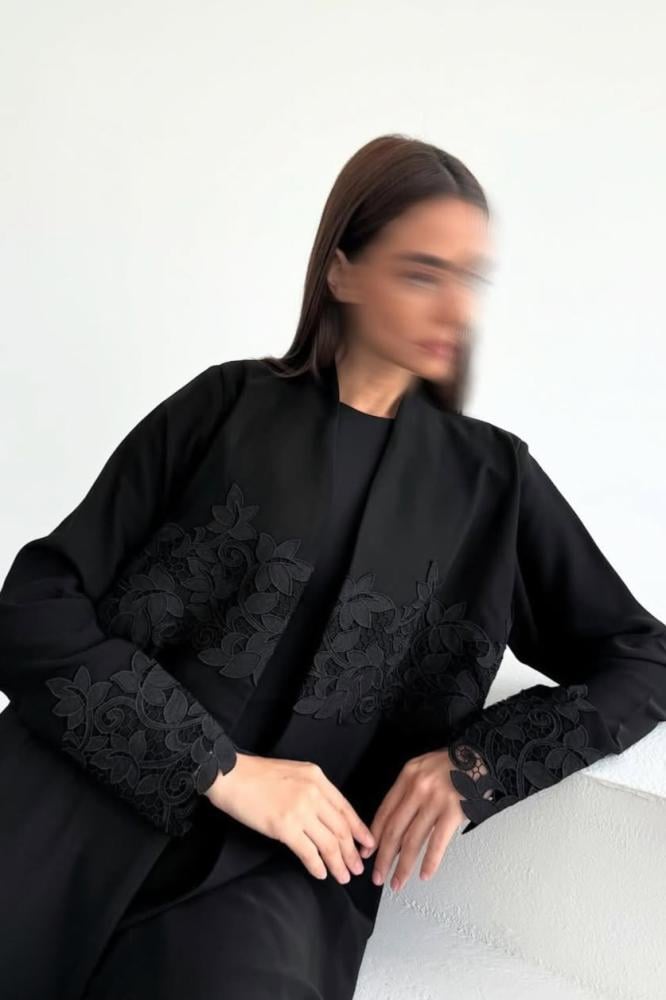 عباية عملية كلوش كريب ملكي