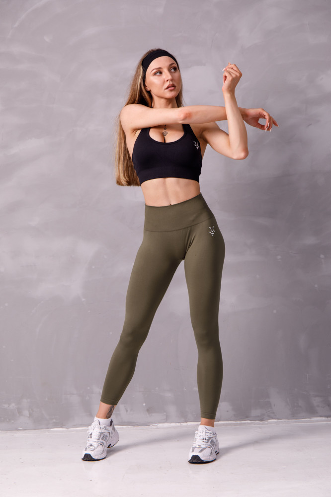 SOLID SEAMLESS LEGGINGS