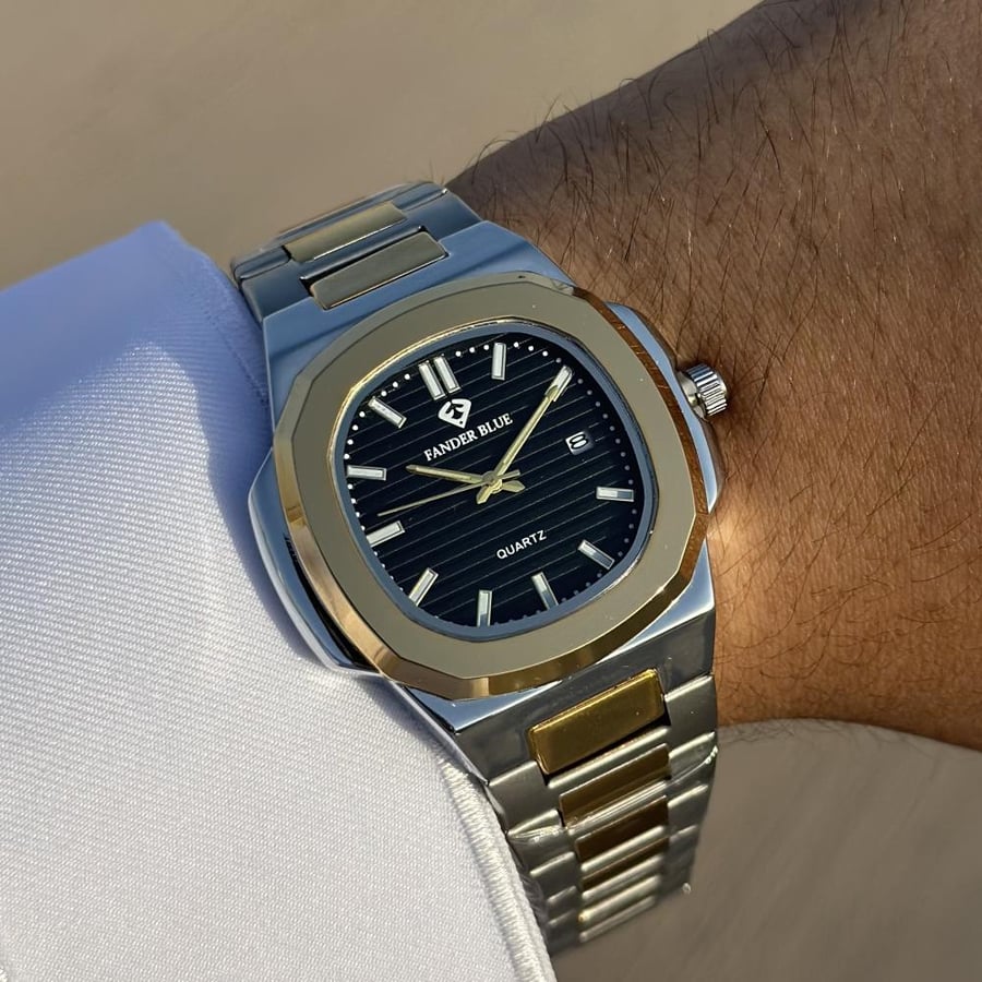 Fender Blue watch, horse rider, stainless steel strap, gold silver, black dial