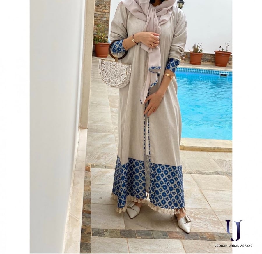 Crepe Abaya 1010