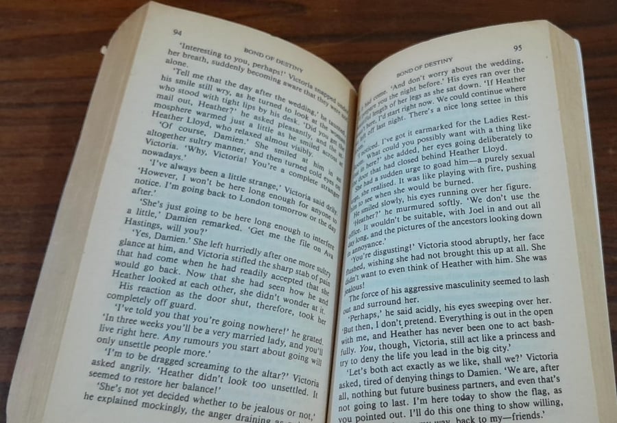 duet dangerous obsession - By: Patricia Wilson (P11)