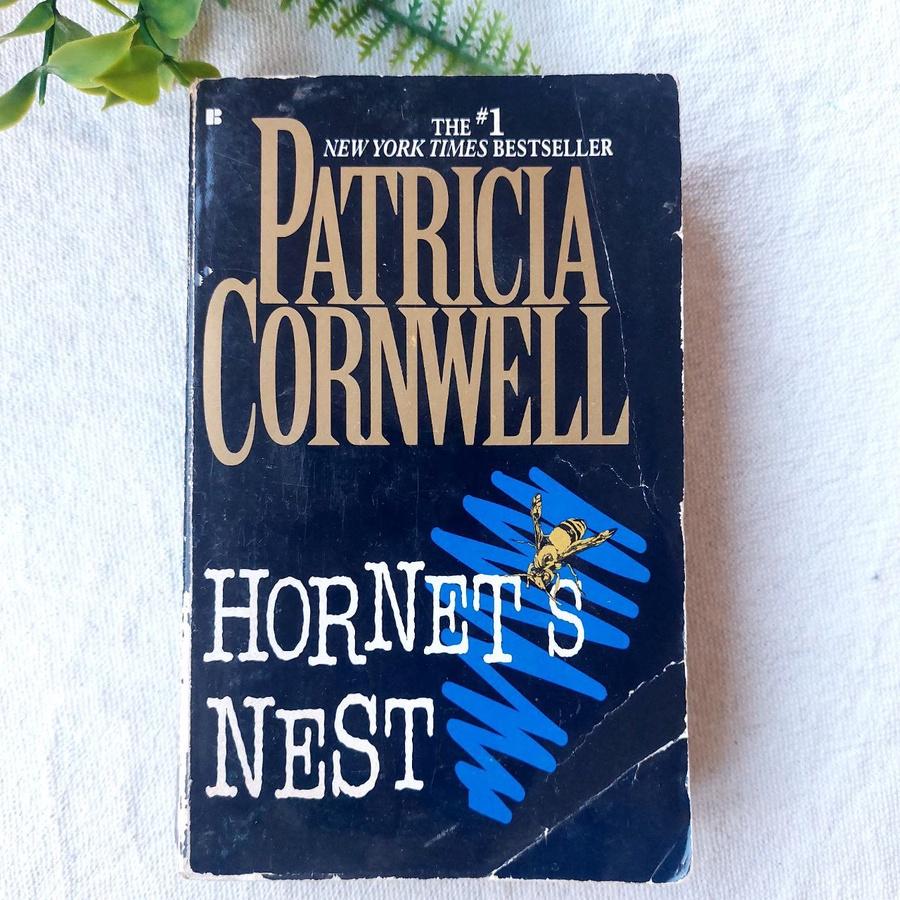 Hornets nest-Patricia cornwell
