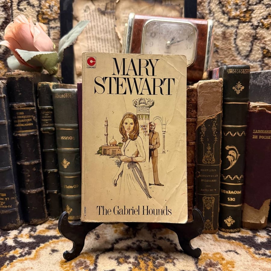 The Gabriel Hounds - Mary Stewart - P17