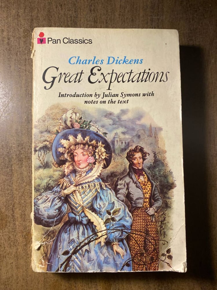 Great expectations - Charles dickens (Q6)
