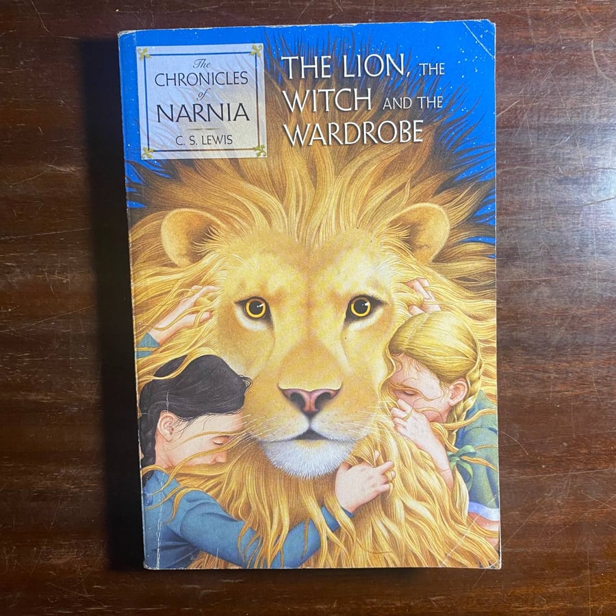 the lion the witch and the wardrobe-C.s lewis-ms