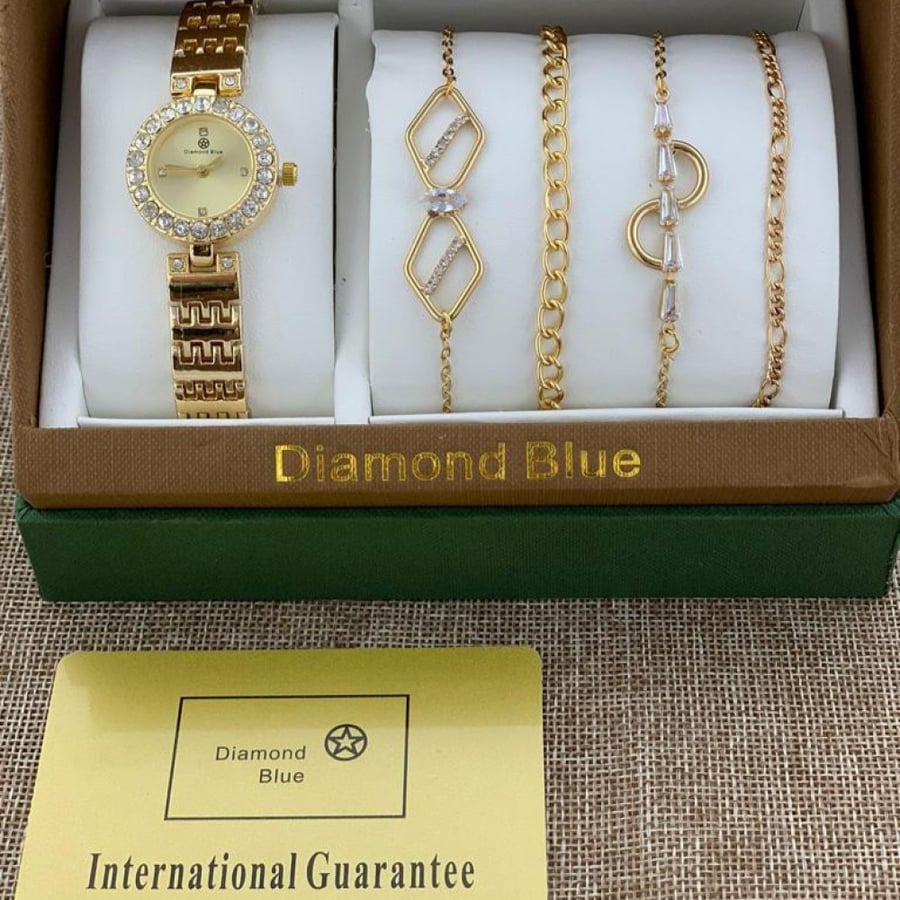 طقم ساعة مع اساور diamond blue