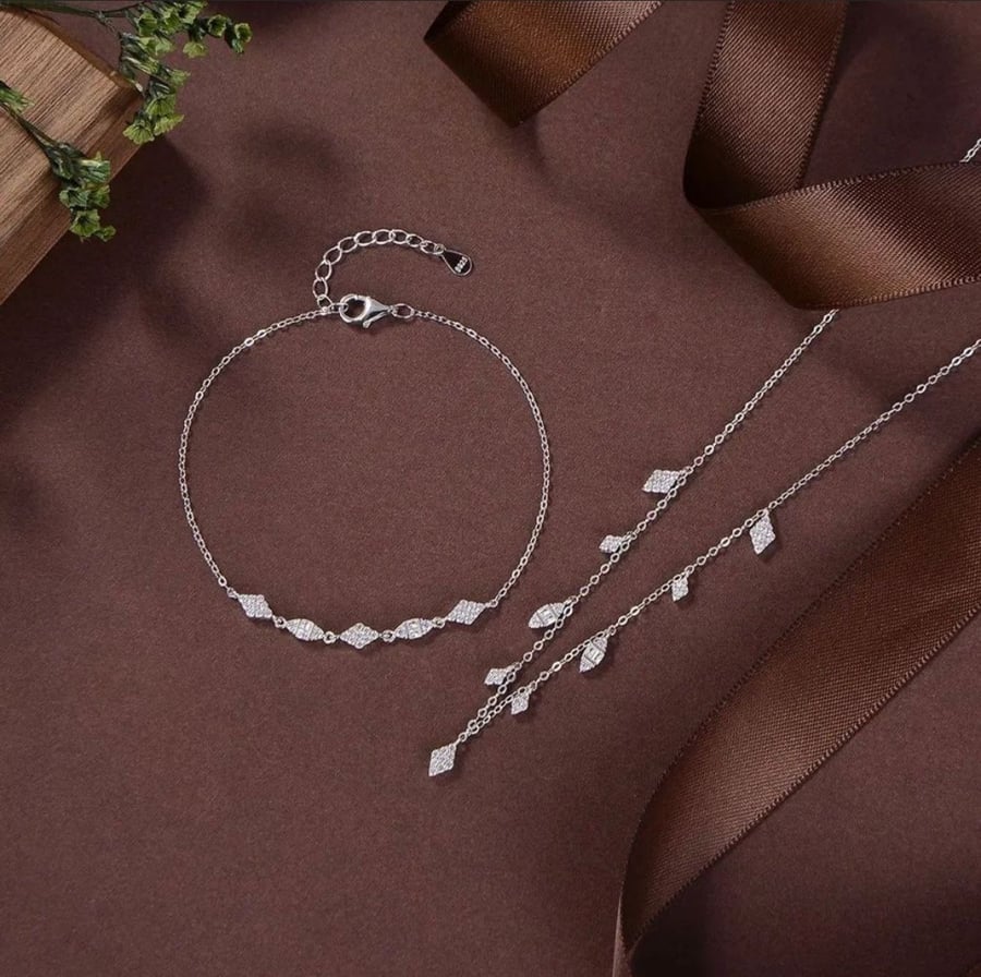 سلسال مع إسواره فضة عيار 925