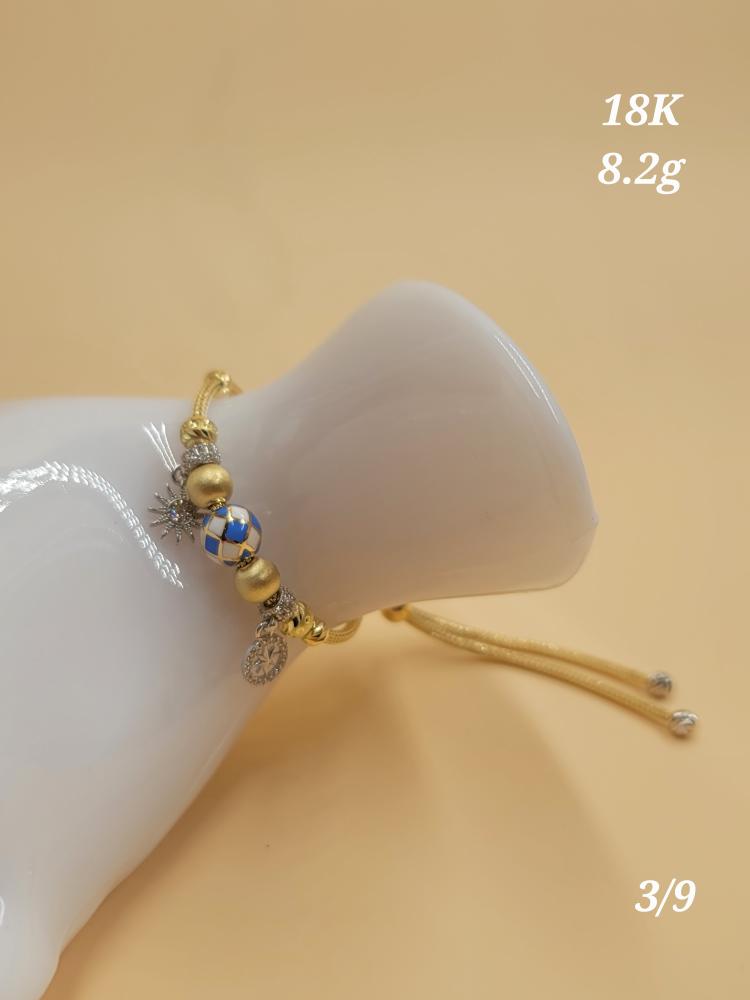 اسوار ة باندورا  ذهب  باللون الأزرق- عيار 18