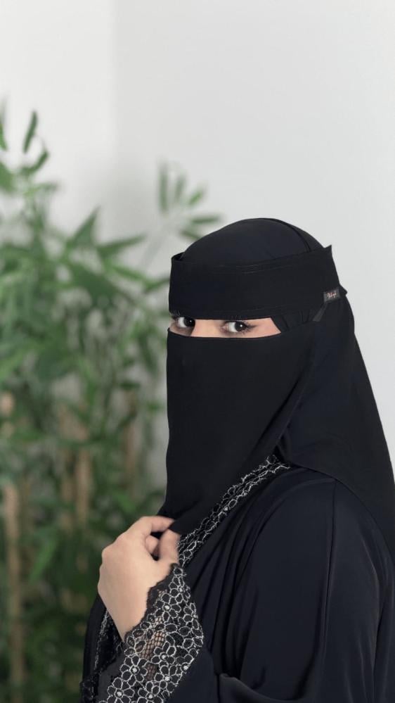 نقاب دائري أنيق مقاس 25 سم