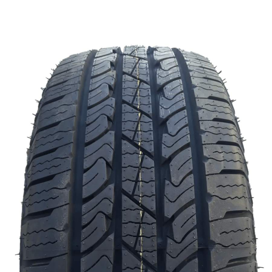 طقم 4 اطارات نكسن 235/65R17 108H HTX RH5