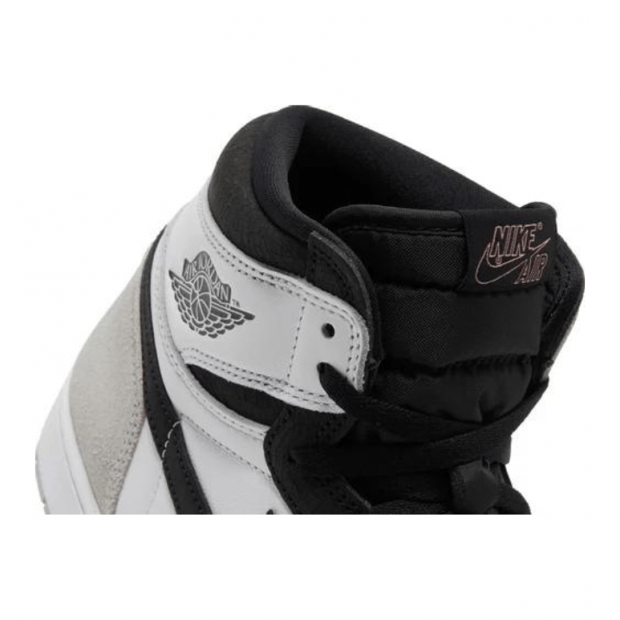 Nike Air Jordan 1 Retro High OG 'Stage Haze