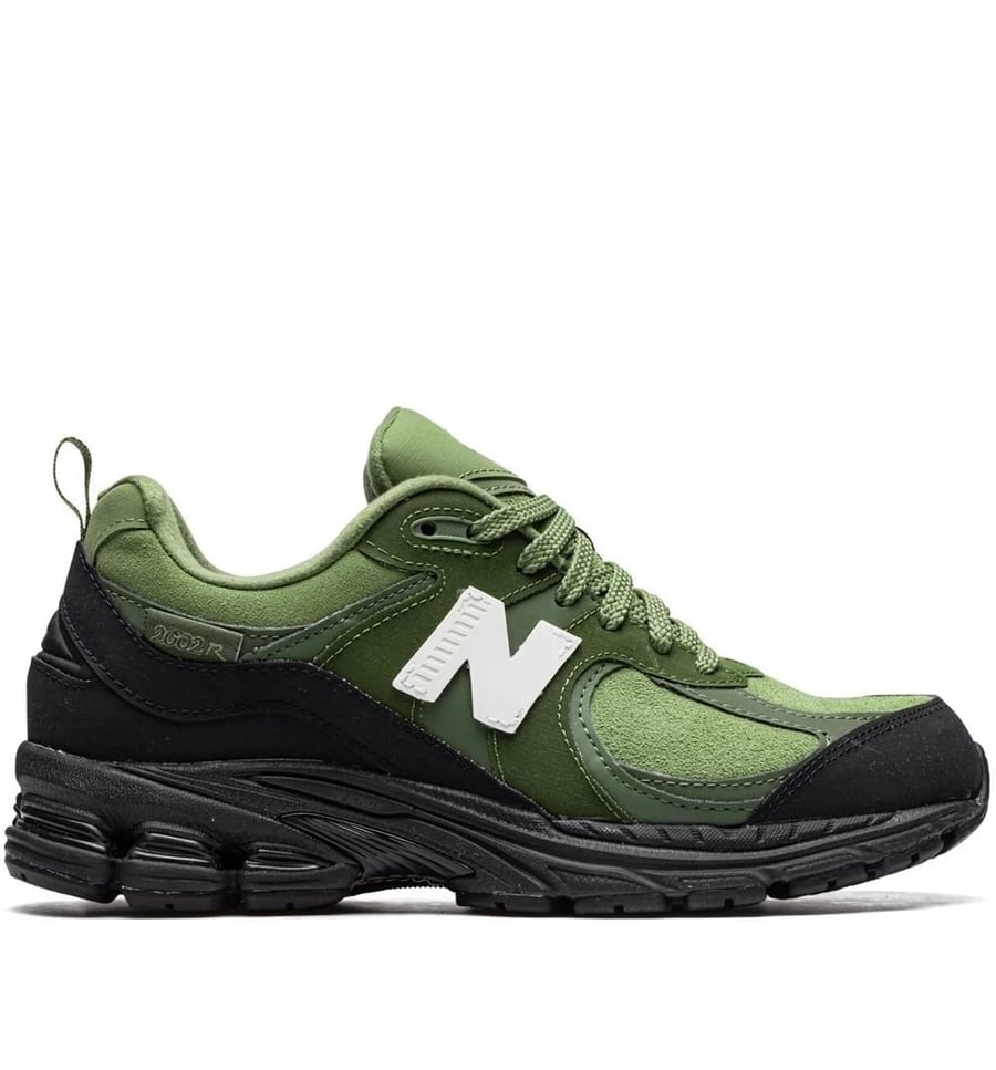 NEW BALANCE X THE BASEMENT M2002RBA STONE GREY