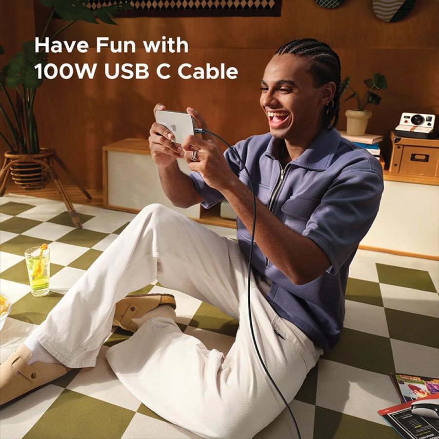 يوجرين سلك شاحن Uno من USB-C الى USB-C بطول 1 م وبقوة 100 واط - أسود