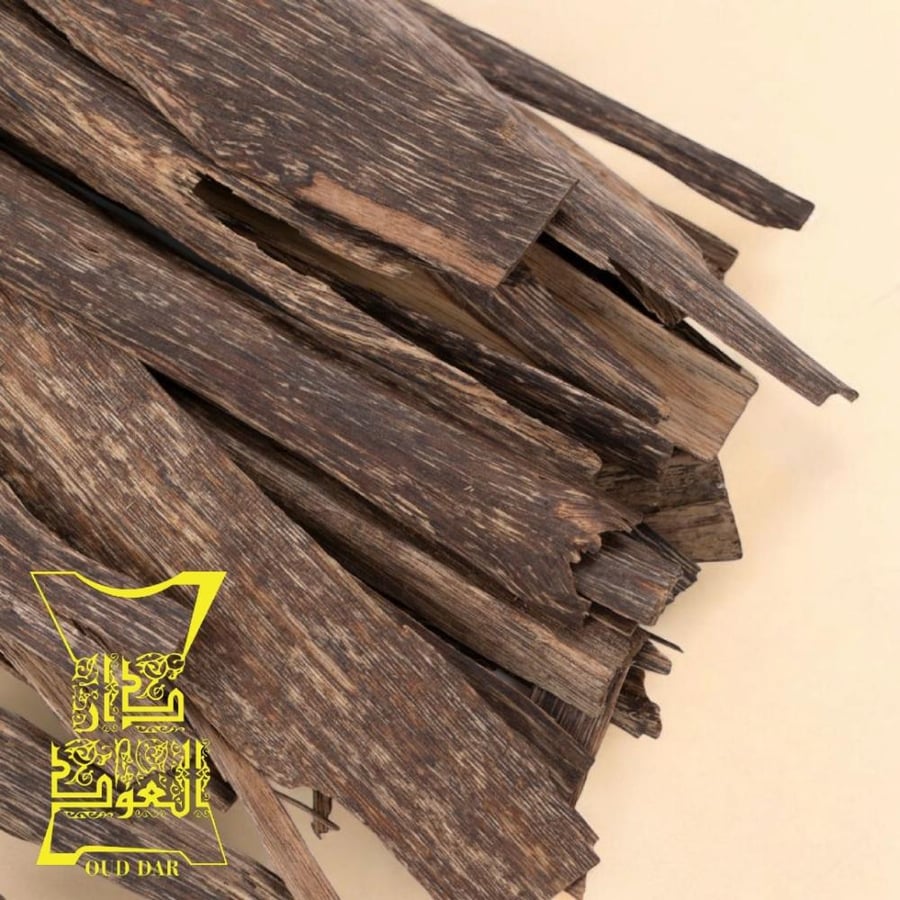 رقائق العود اللاوسي الطبيعي الملكية الخاصة