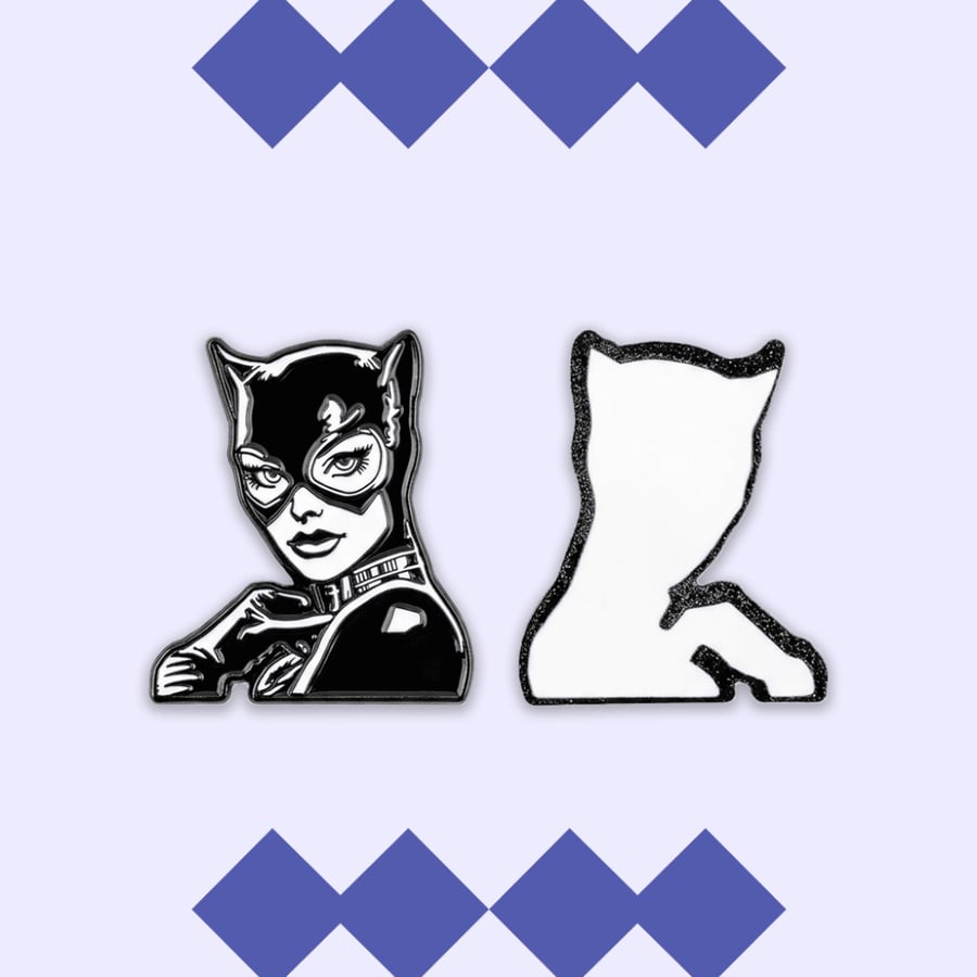 ستيكر معدني - كات وومان  Catwoman