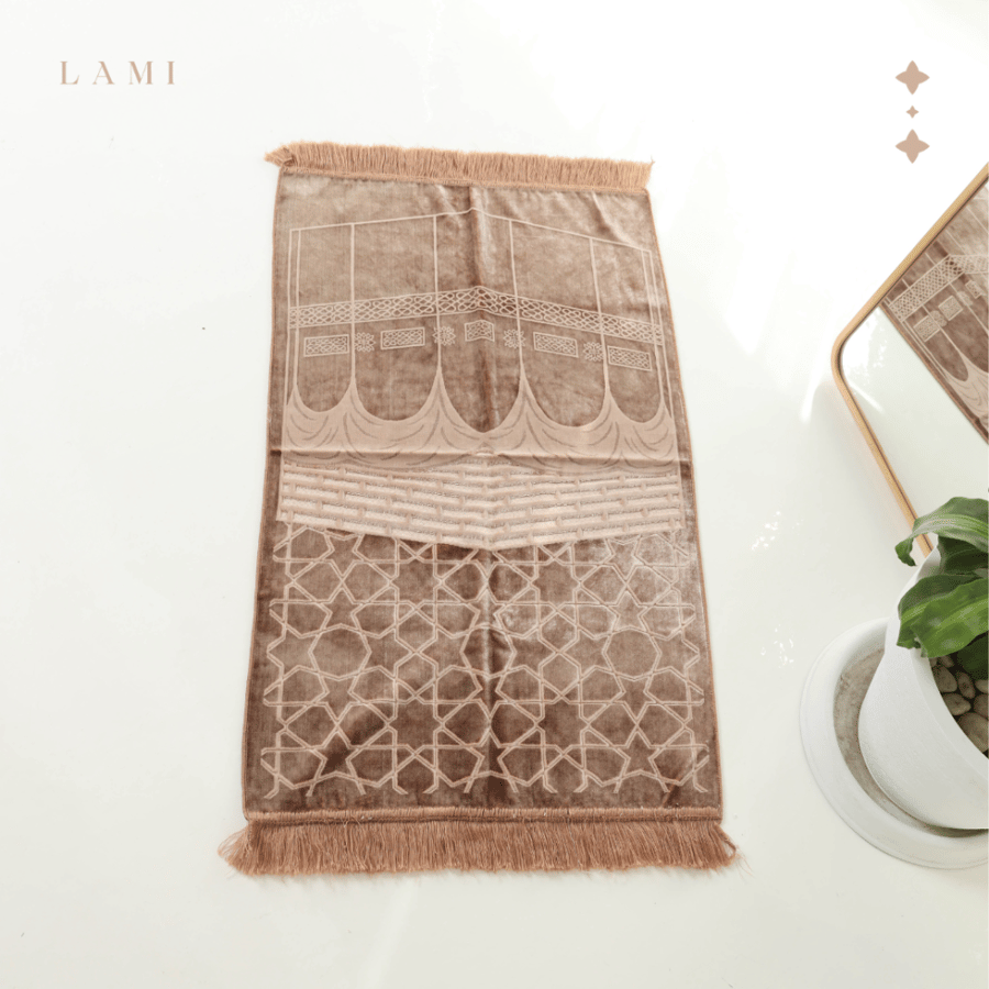 Silk prayer rug - brown