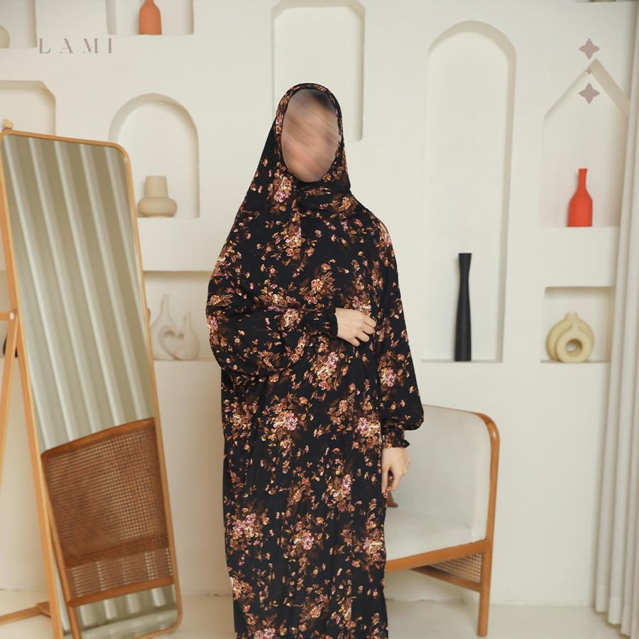 شرشف صلاة مشجر أسود
