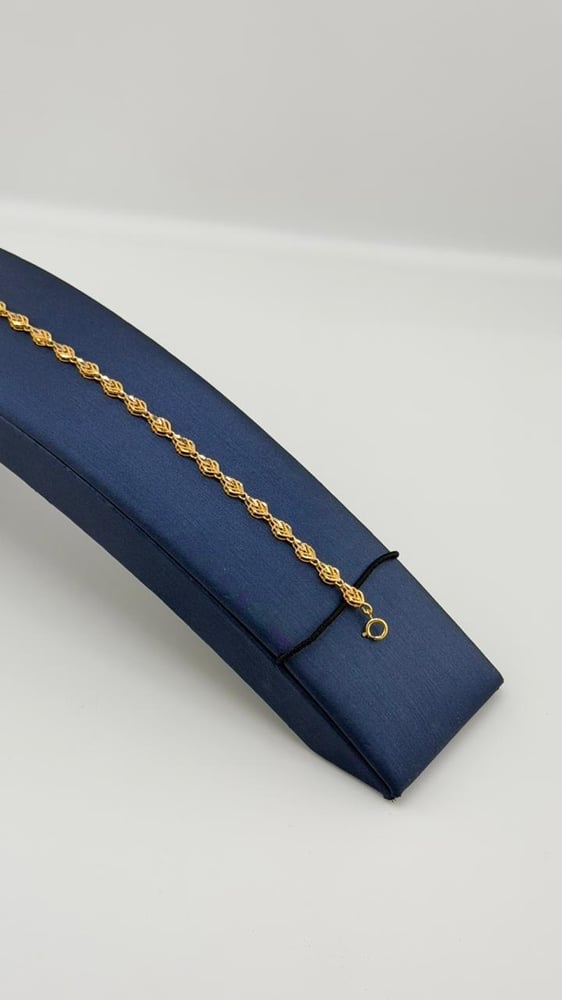 Bahraini design bracelet pure gold
