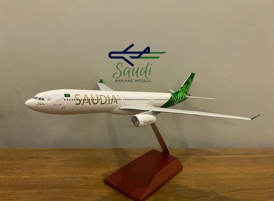 مجسم A330 الخطوط السعودية بشعار اليوم الوطني القديم
