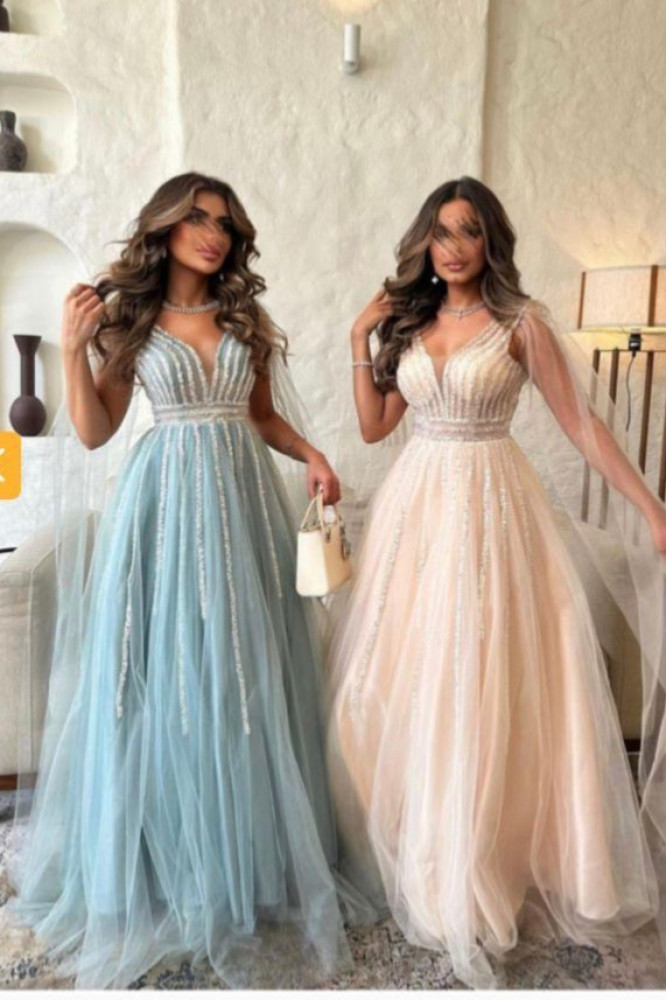 Wedding dress in two colors