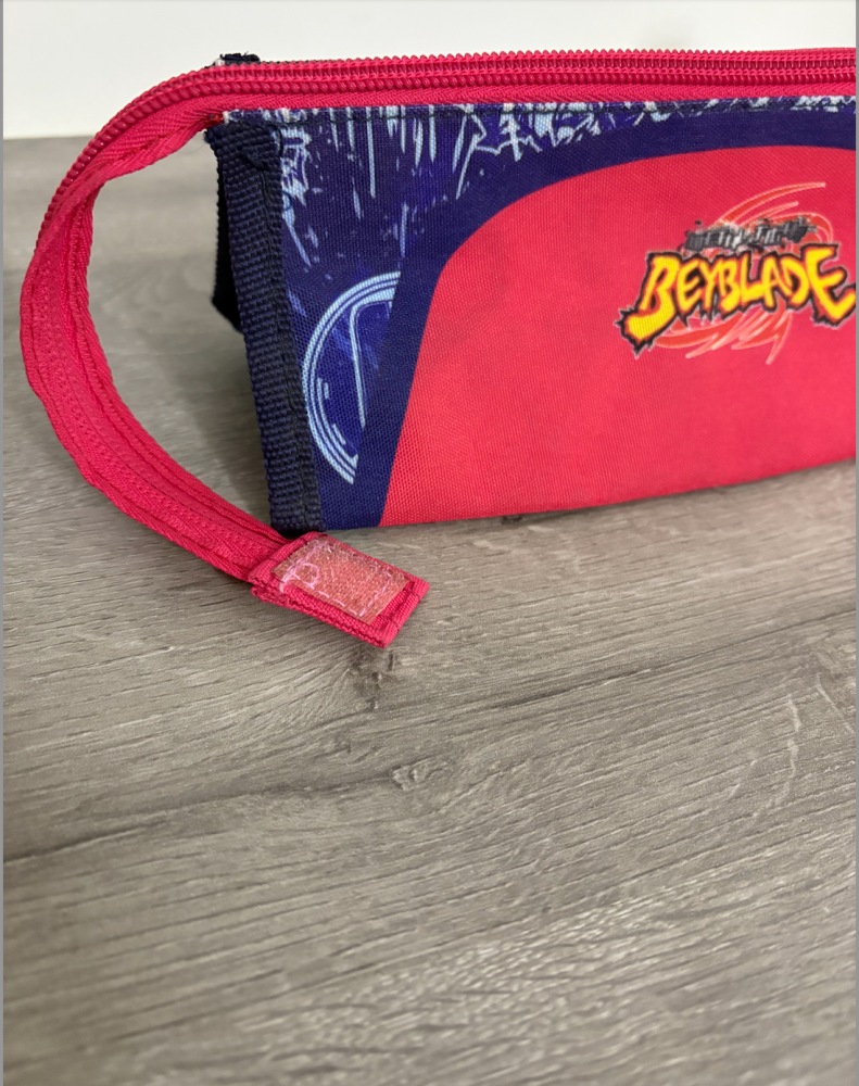 مقلمة بي بليد المعركة الحديدية Beyblade: Metal Fight الأصلية من NewBoy نيوبوي - شكل رقم 1